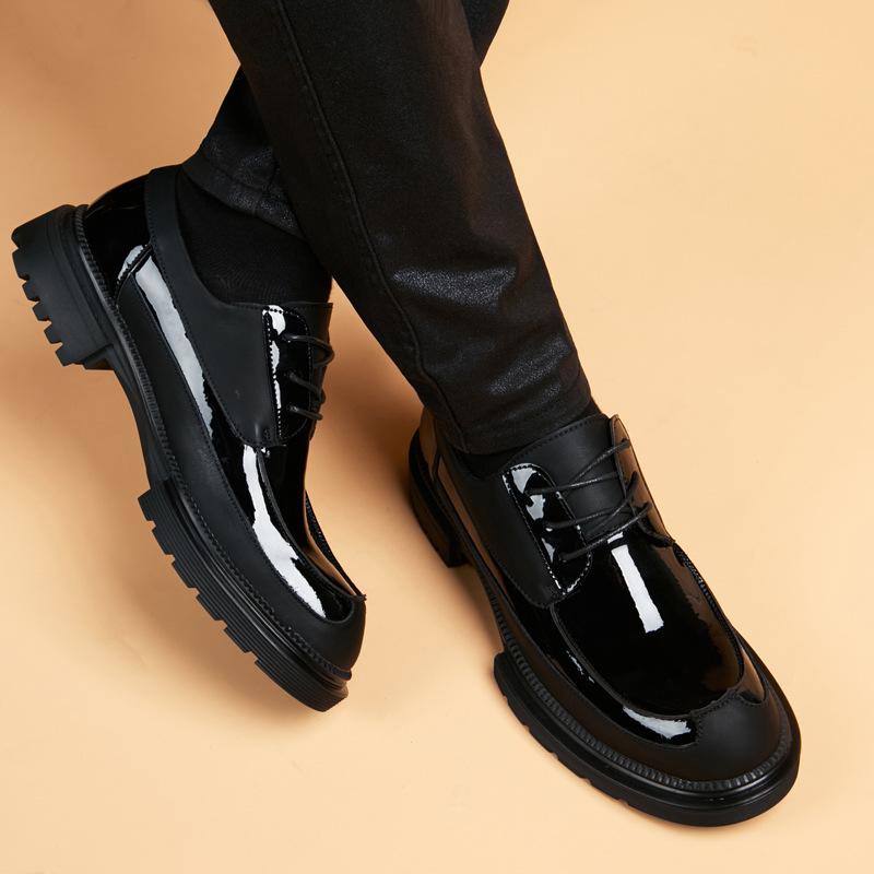 Casual leather shoes 2026 autumn British business formal thick soled high rise shiny surface trendy round toe men's shoes