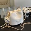 New Niche Design Bag Shoulder Crossbody Versatile Trendy Bucket Drawstring Chain Bag