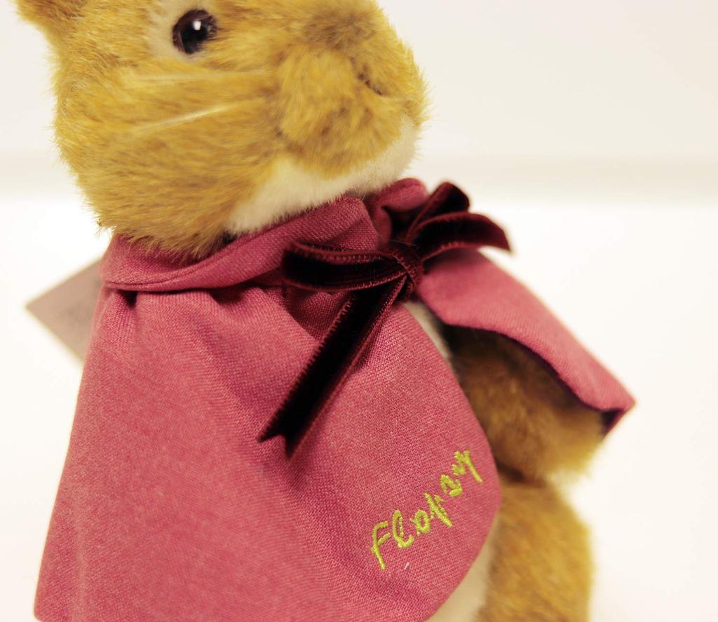 Yoshitoku Peter Rabbit Flopsy Small W12 x H22 x D12cm Acrylic 182615