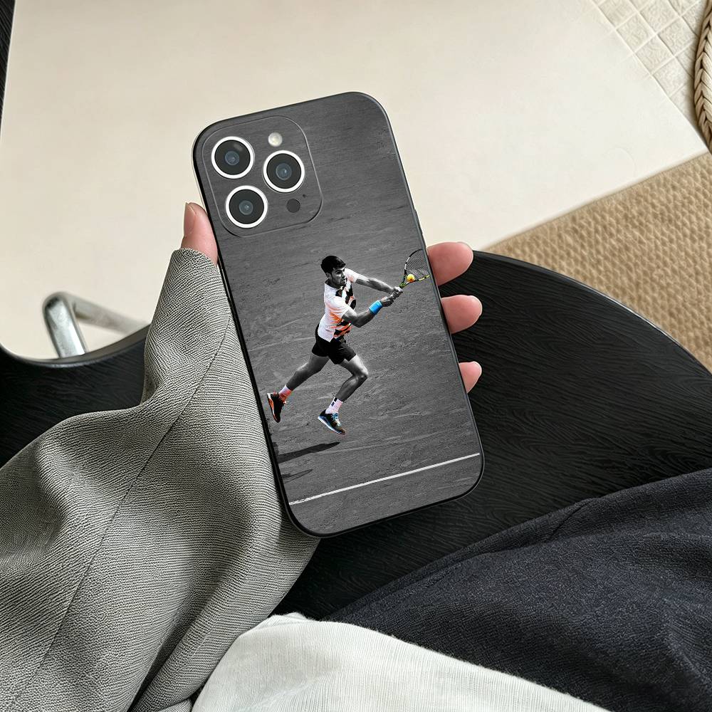 Funda de teléfono para iPhone 17, 16, 15, 14, 13, 12, 11 Plus, Pro Max, Otros, Jugador de tenis-Carlos Alcaraz, Cubierta blanda negra