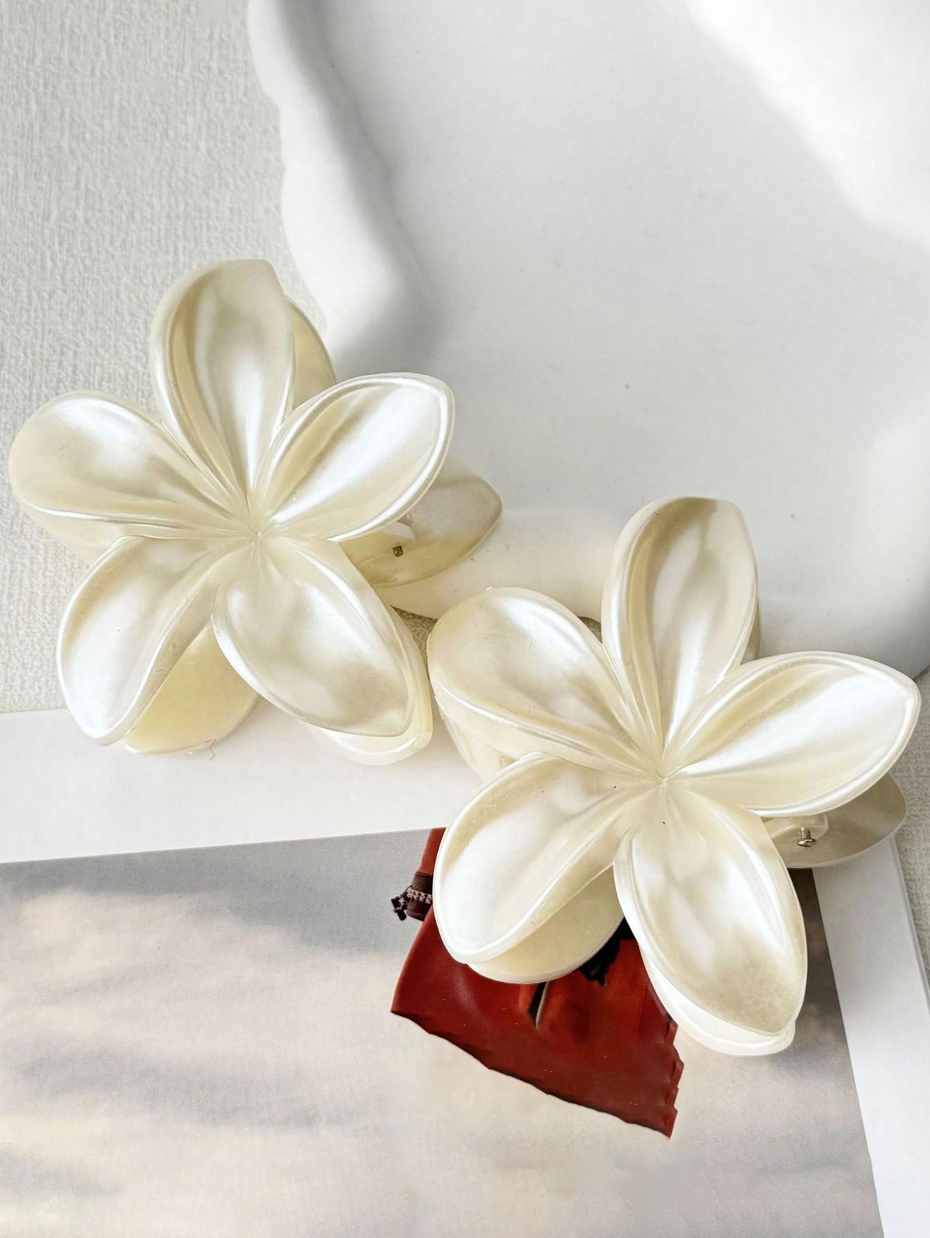 

2-3 шт. Женские заколки для волос из легкого пластика большого размера с градиентной расцветкой и цветочным узором Size fits all лавандовый