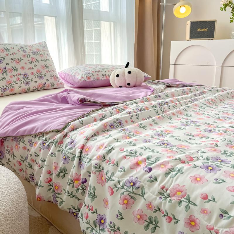 Summer Quilt Floral Style Duvets Single/Queen Size Comforter Thin Duvets Skin-Friendly Bedspread Edredones (No Pillowcase)