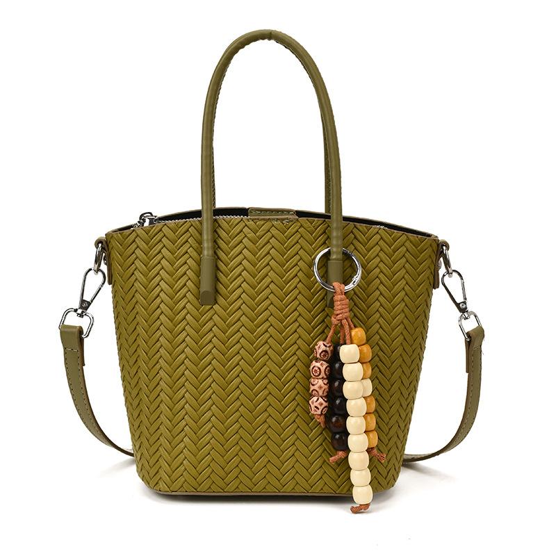 Women's Bag 2025 Autumn New Fashion Foreign Style Woven Shoulder Messenger Bag Large Capacity Commuter Bucket Bag Small Square Bag