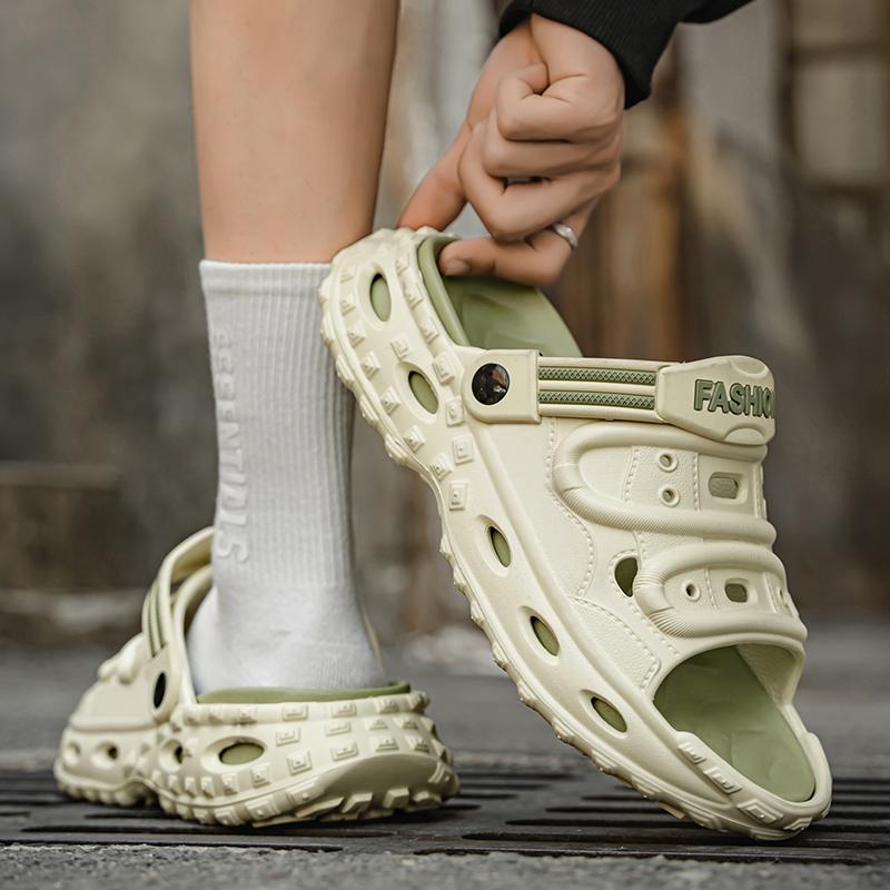 New large-sized thick-soled men's sandals EVA lightweight and breathable beach shoes fashionable and casual sports sandals men