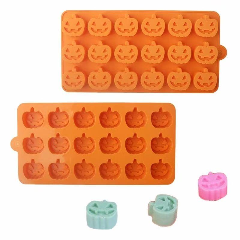 Halloween Silicone Cake Mold Scary Pumpkin Round Baking Pan Ghost Hat Skull Chocolate Baking Tray Mold DIY Cookies Baking Mold