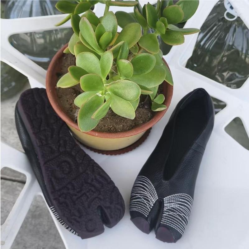 Fashion Women's Split-Toe Pig Hoof Shoes Spring Autumn Tabi Flats Bottom Slip-On Bean Walking Sneakers Comfortable Genuine Leather Upper