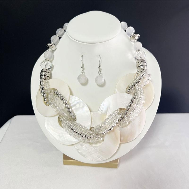 Elegant Shell Jewelry Set With Geometric Design Lightweight Sturdy For Daily Wear And Special Occasions Multiple Color Options