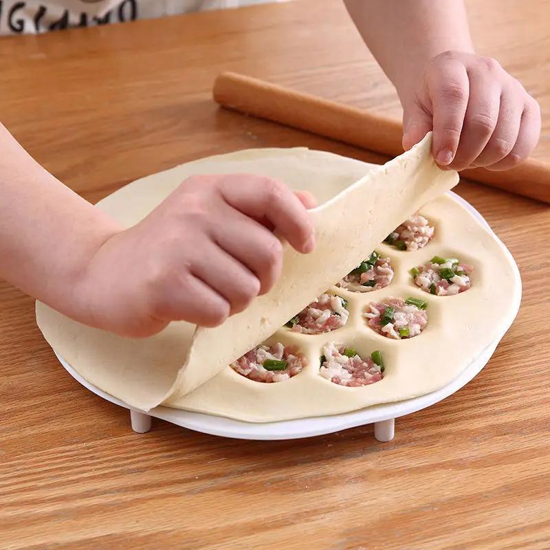 1pc-Simple Chinese Dumplings Mould Kitchen Dough Press Ravioli Making Mold Pastry Tool Gadgets