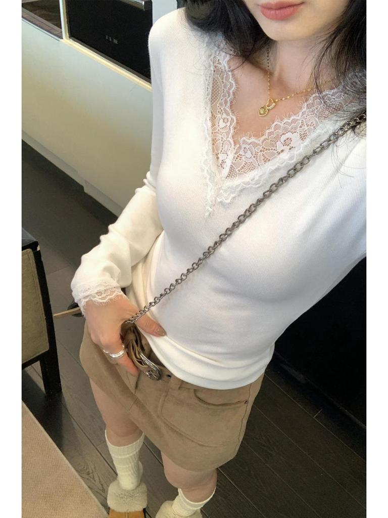 Women's Winter 2025 Slim-Fit V-Neck Apricot Lace Trim Base Shirt