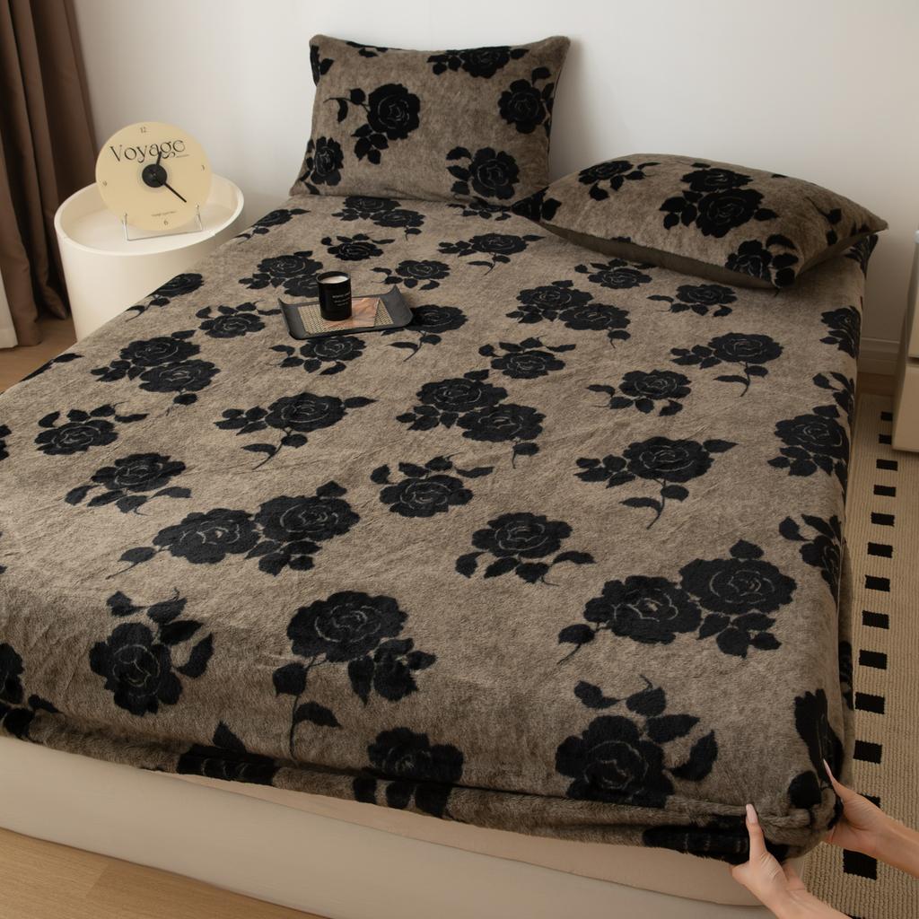 Double Bedspreads Warm Milk Velvet Fitted Sheet Long Velvet Mattress topper All-Around Elastic Band Bed Cover Bed Linen