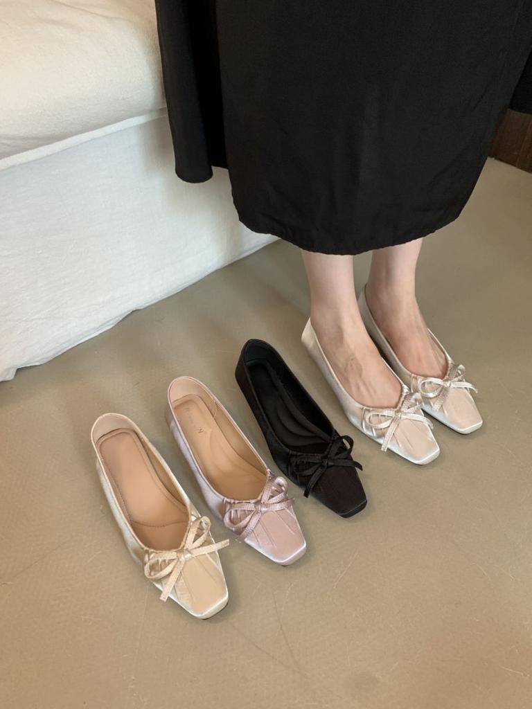 Bow Light Mouth with Skirt Fairy Style Ballet Shoes 2025 New Niche Gentle Elegant Fashion Grandma Shoes