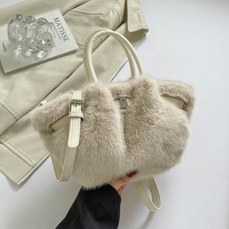 2026 New Fashion Plush Bucket Bag Women's Fluffy Shoulder Bag Street Style Plush Bag