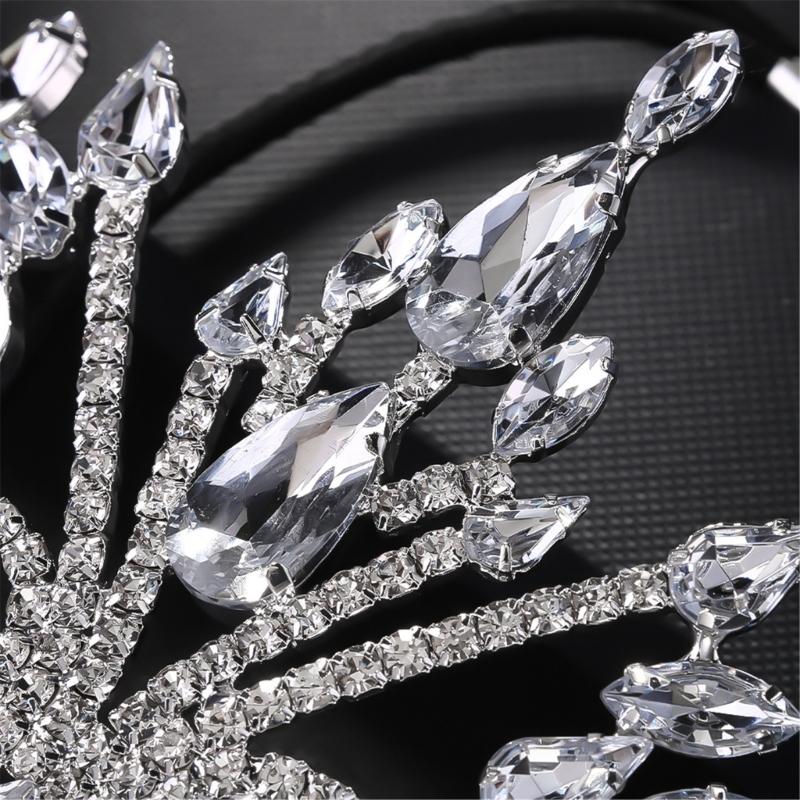 Rhinestones Masquerade Mask Half Face Mask Halloween Costume Accessories for Men Women Masquerade Halloween Cosplay