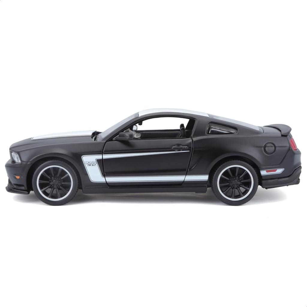 Maisto 1/24 Scale Ford Mustang Boss 302 Black / Diecast Model Car, Finished Product, 31269 BK