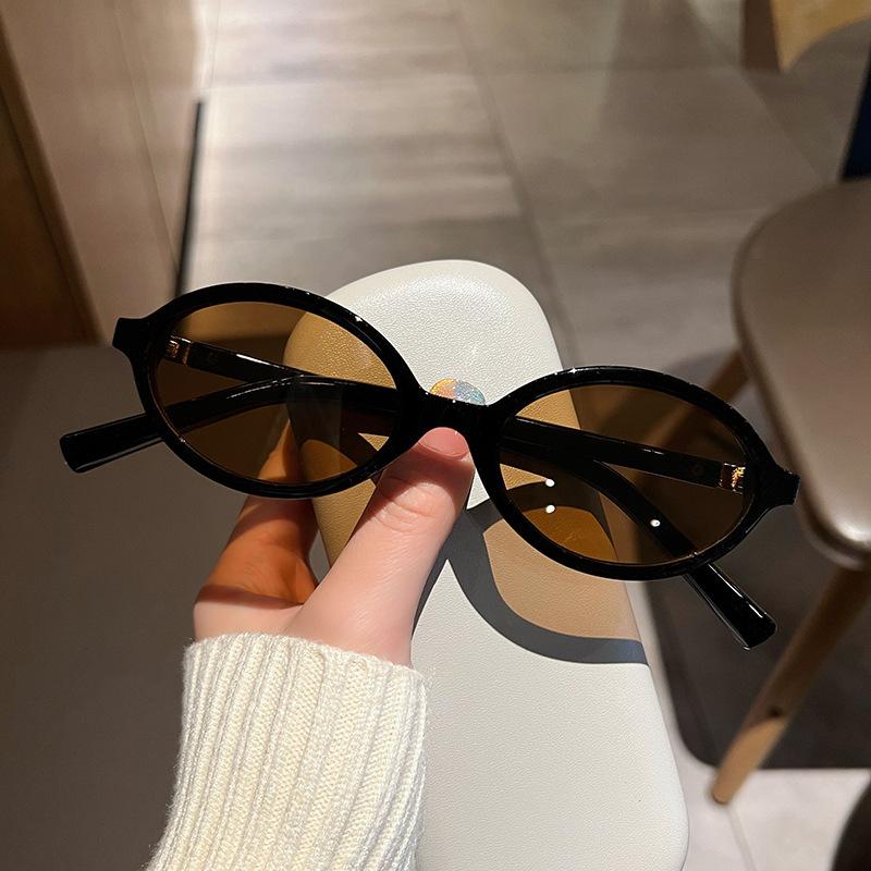 Nerd-Brille Farbe Ovaler Rahmen Antik Retro Kann mit Kurzsichtigkeit Schlichtes Gesicht Blaulichtschutz kombiniert werden