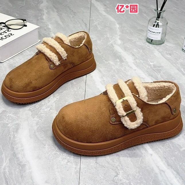 Thick-soled snow boots women's winter velvet 2025 new one-pedal retro Boken shoes lightweight fluffy cotton shoes