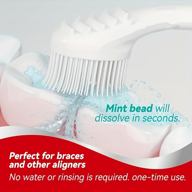 Mini-Einwegzahnbürste mit Pfirsichfrischerperlen, Zahnpasta und Zahnstocher – hypoallergene Polyesterborsten, kompaktes Design, tragbares Aufbewahrungsetui