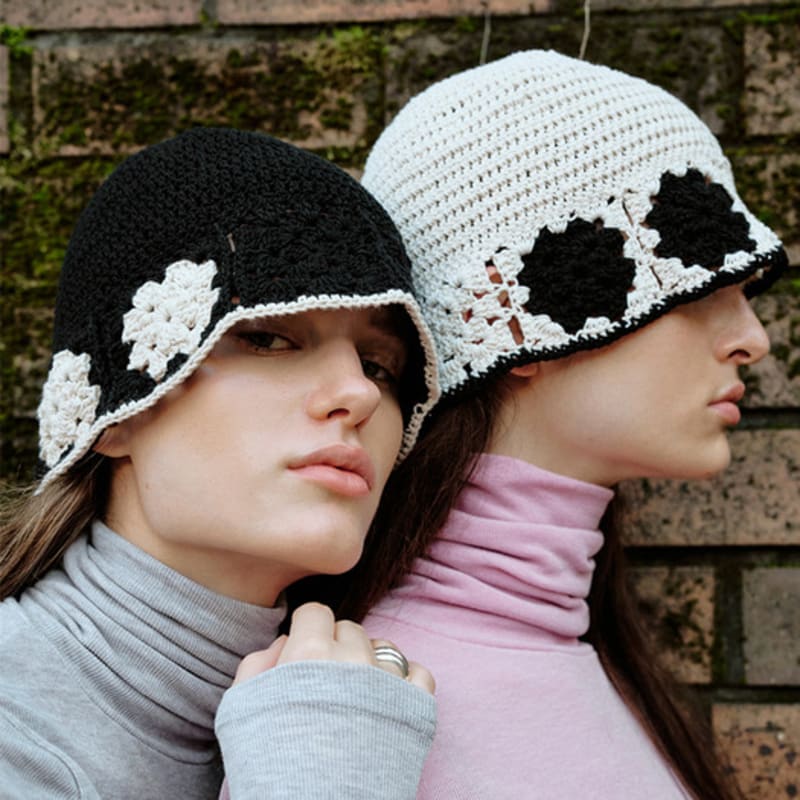 

Yes but no, Brett handmade knit-hat BLACK