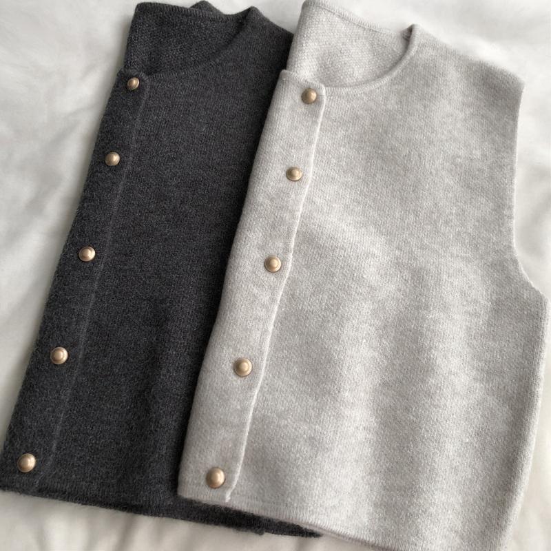 Korean Style Retro Knit Vest Jacket - Loose, Soft, Fluffy Round Neck Cardigan for Women, Perfect for Autumn and Winter