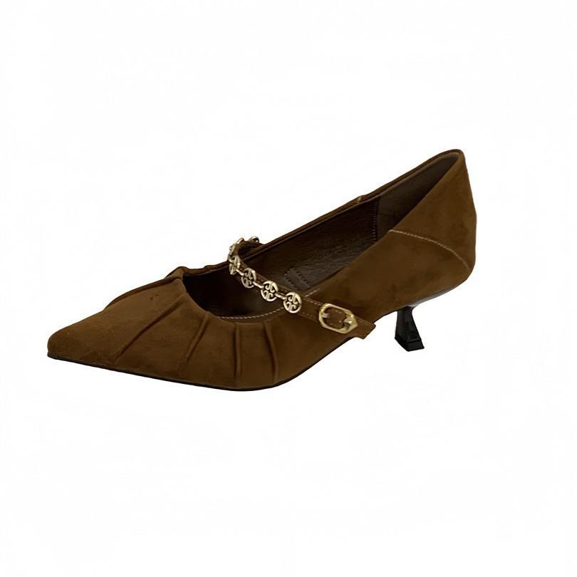 Pointed single shoes women's 2025 new spring women's shoes low heels Doudou shoes retro small leather shoes shallow mouth Mary Jane shoes