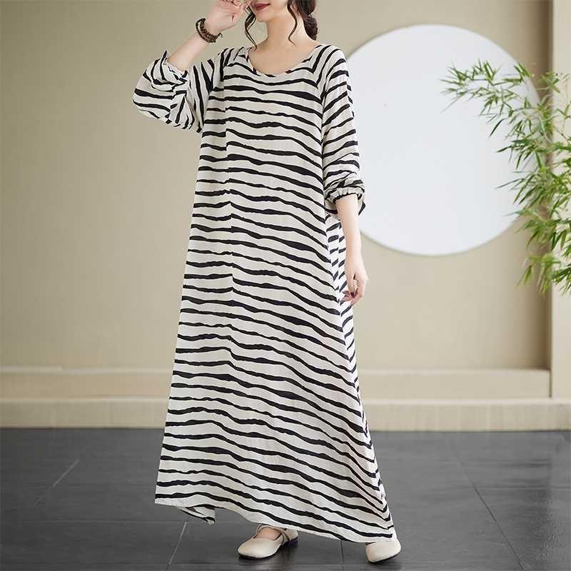 Japanese Retro Long Sleeve Age Reducing Plus Size Casual Long Dresses