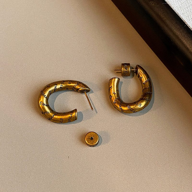 Accessible Luxury Bronze Distressed Gold and Silver Color Letters Female Earrings Distressed Gold