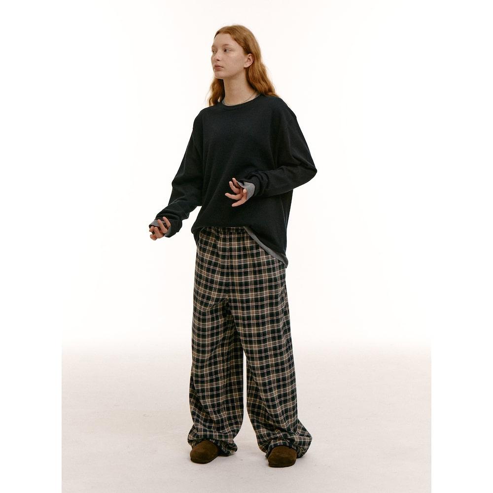 Saendeusaundeu (Unisex) Layered Wool Blend Sweater Navy