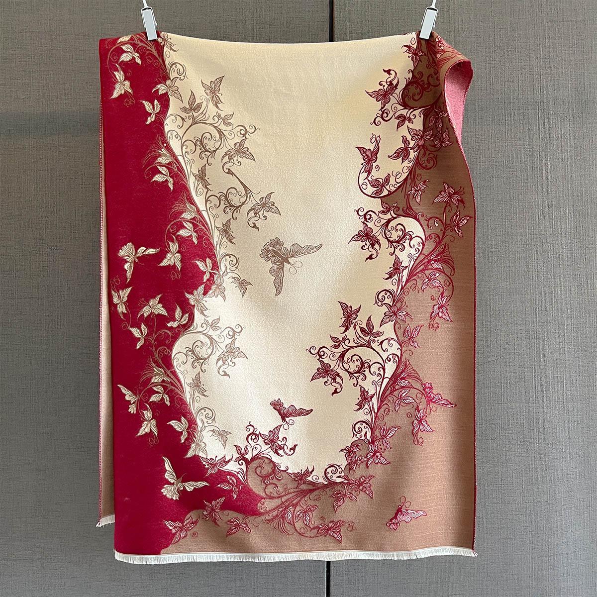 

Autumn and winter new contrasting color butterfly printing scarf three-color splicing retro pattern design warm and fashionable outer shawl 190*65cm