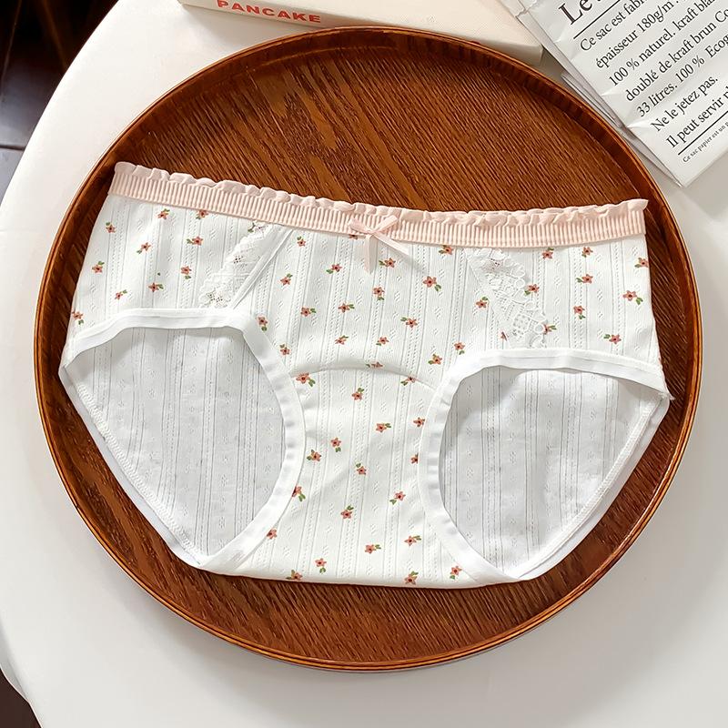 Women Mid Waist Pure Cotton Antibacterial Extended Crotch Plus Size Underwear