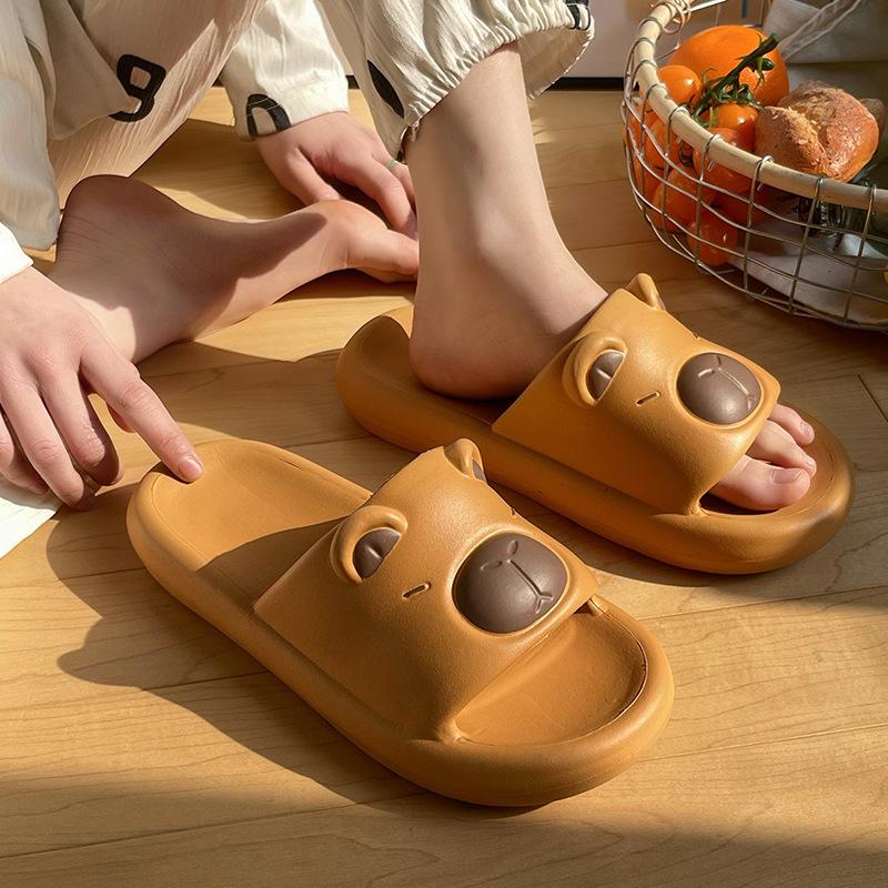 Children's cool slippers summer new middle-aged and older children's kapibara women's new couples wear non-slip sandals at home men