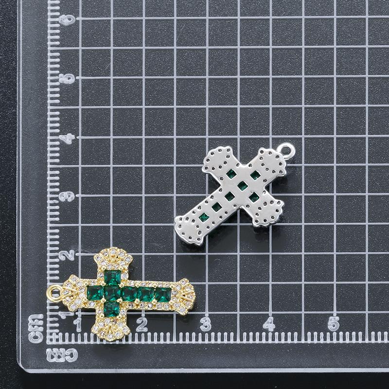 Hafif Lüks Bakır Renkli Pırlantalar Kakmalı Haç Kolye Ucu Kişiselleştirilmiş Hip Hop Kendin Yap Bileklik Kolye Takı Ucu Vd2055