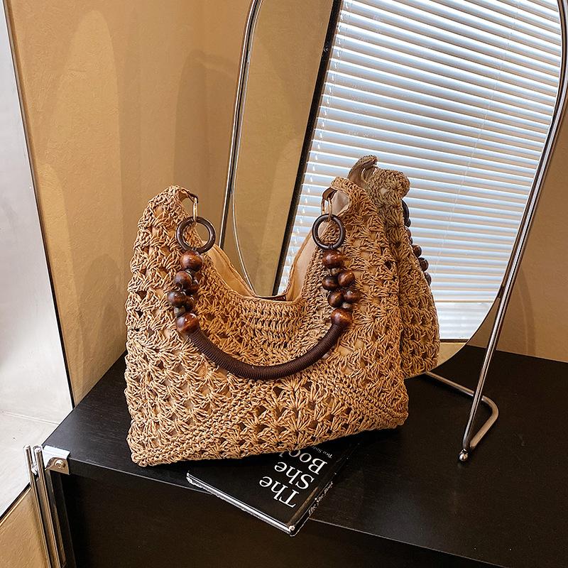 Fashion trend casual simple texture large capacity bag 2025 summer new foreign style women shoulder tote bag