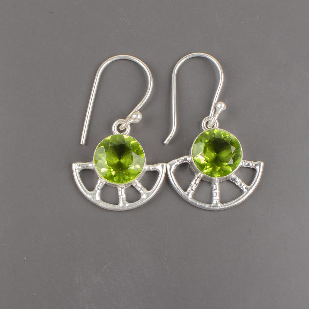 Peridot Ohrringe Edelstein Schmuck, 925 Sterling Silber Ohrringe, handgefertigter Schmuck Geburtsstein Ohrringe, Geschenk für Ihn