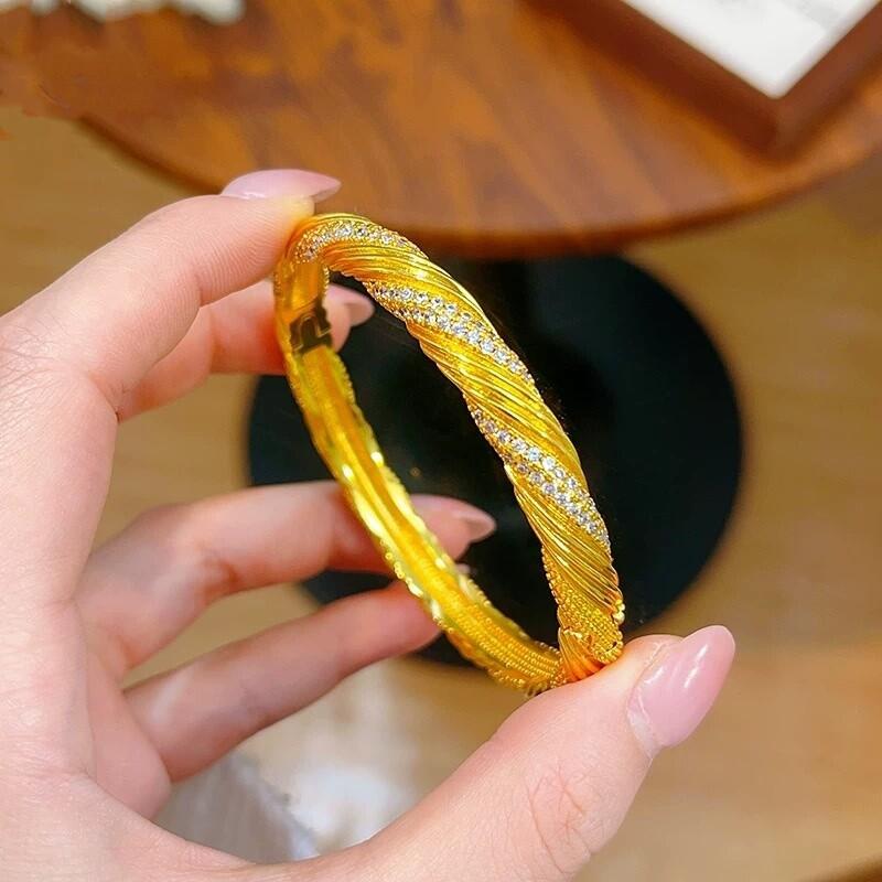 Twist Buckle Bracelet for Women, Baby s Breath Bracelet, Light Luxury and High-end Feel 17CM