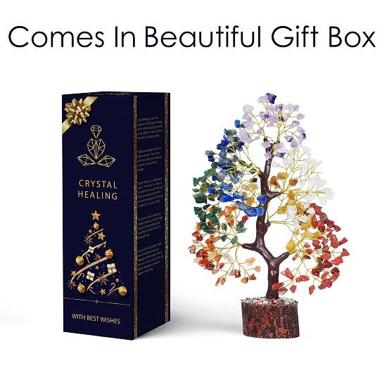 Sieben Chakra-Kristalle und Edelsteine, sieben Chakra-Kristallbaum-Prunkstück als Glücksbringer-Heimdekoration