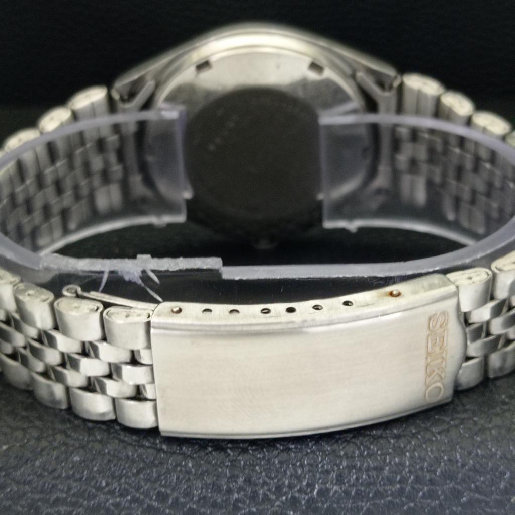 GENUINE VINTAGE SEIKO 5 AUTOMATIC JAPAN MENS GREEN COLOR DIAL WATCH A500810-5 R154-a500810