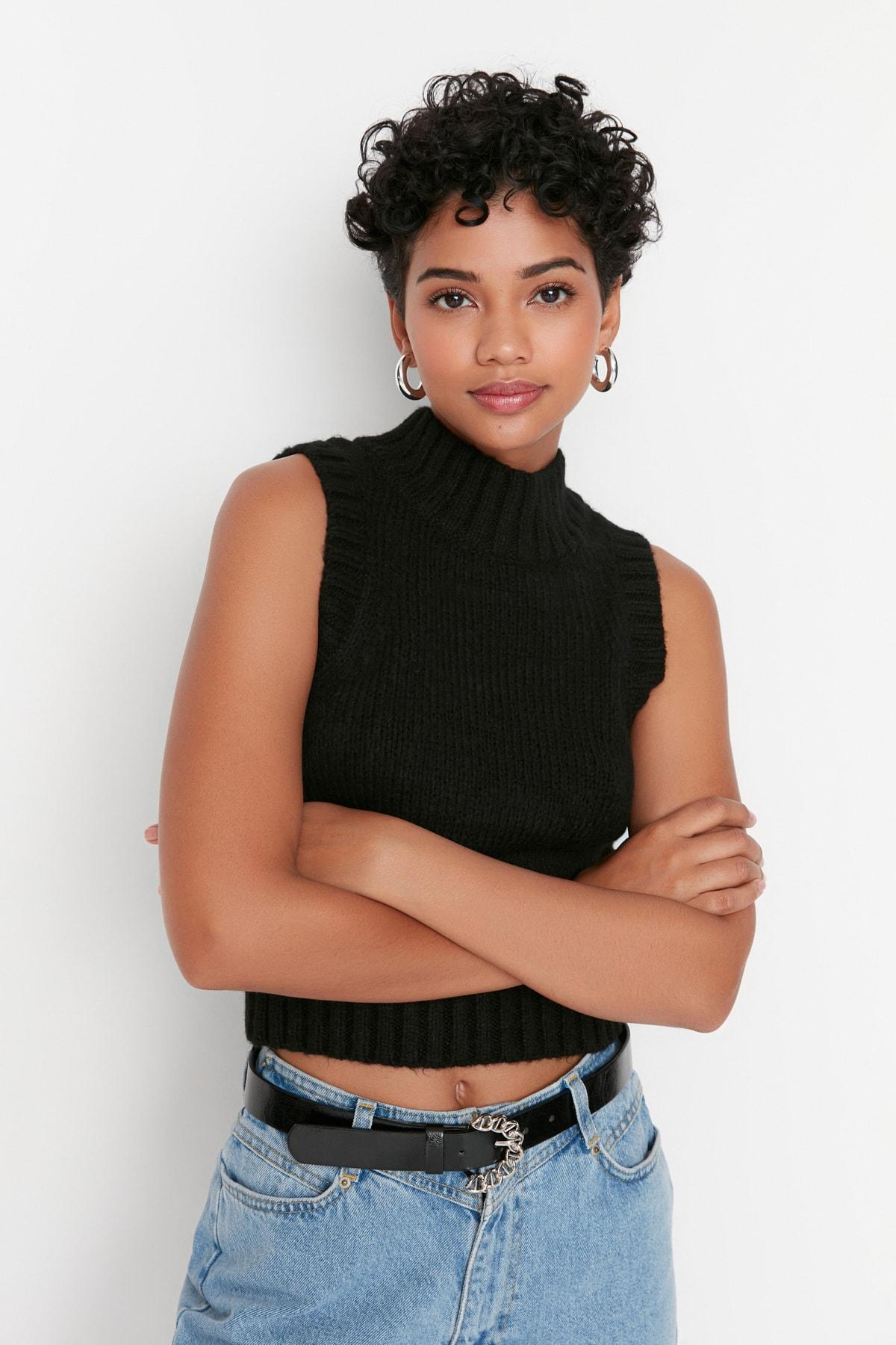 

Свитер Жилет - Черный - Стандартный крой