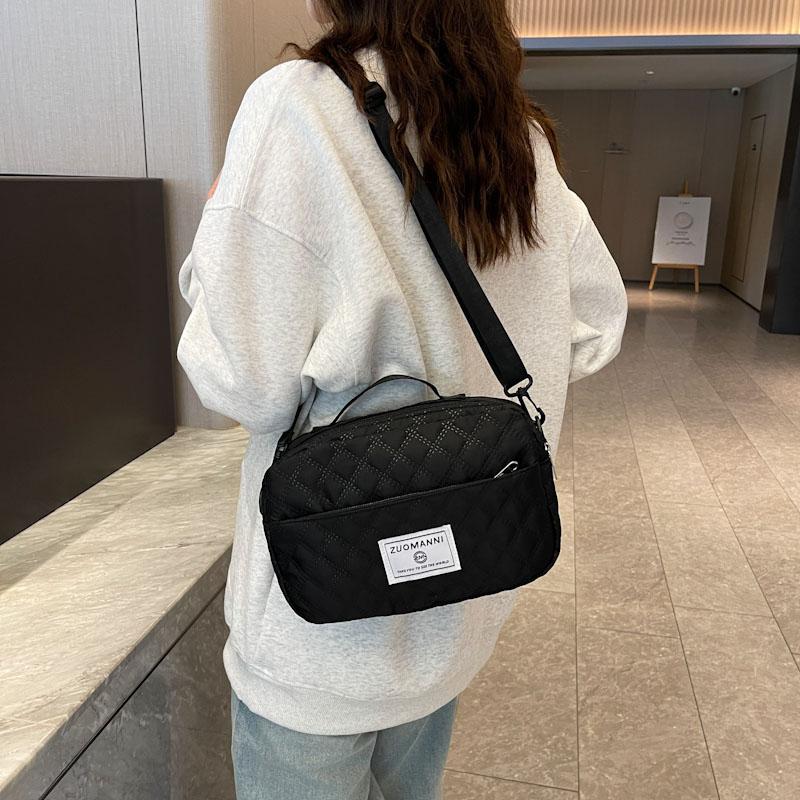 Lässige Umhängetasche für Damen, kleine Umhängetasche, Handtasche, Schultertasche, modische, leichte Unterarmtasche für Damen