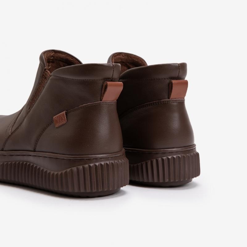 Young Age Women Sneakers Boots Brown
