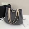 New armpit bag casual lazy wind large capacity tote bag women's retro handbag commuter versatile shoulder bag