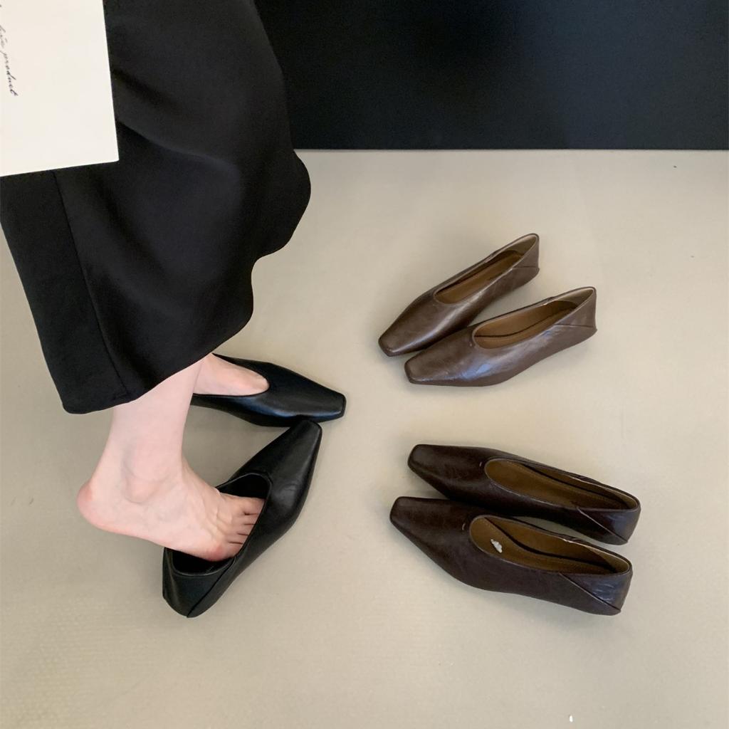 Płytkie miękkie skórzane pojedyncze buty damskie 2025 jesień cienkie buty z kwadratowym noskiem retro na niskim obcasie buty babci super miękkie francuskie buty do pracy