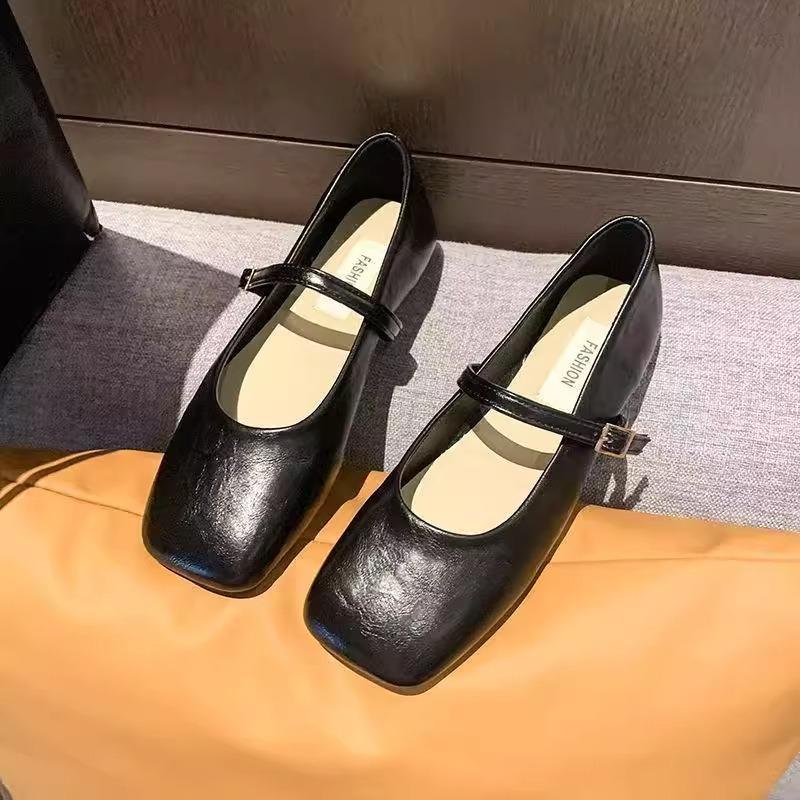 Square head shallow mouth single shoes women's new with skirt gentle shoes soft flat Mary Jane small leather shoes