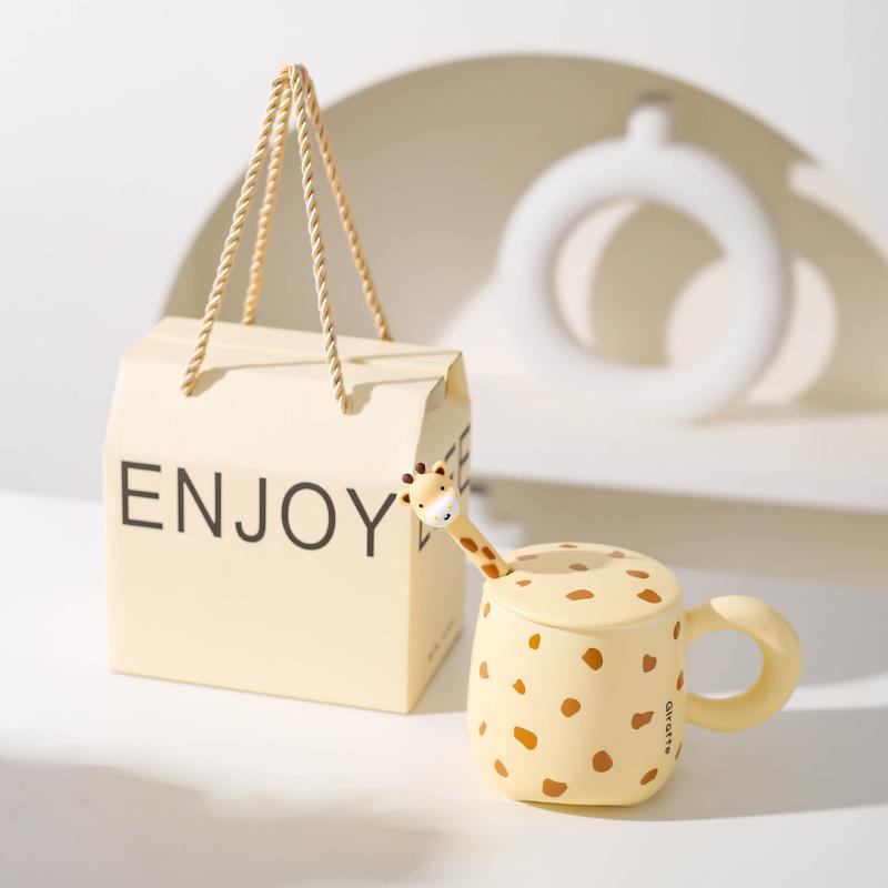 Kreative Niedliche Keramiktasse mit Deckel und Löffel Kinder Trinkwasserbecher Paar Tasse Milch Kaffeetasse für Mädchen