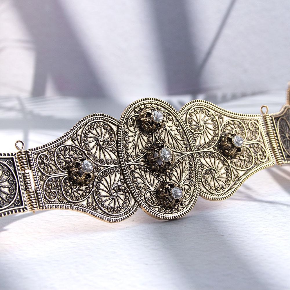 Vintage Slawischer Kaukasus Frauenkleid Gürtel Reliefmuster Nietendekoration Metall Taillenkette Verstellbare Länge