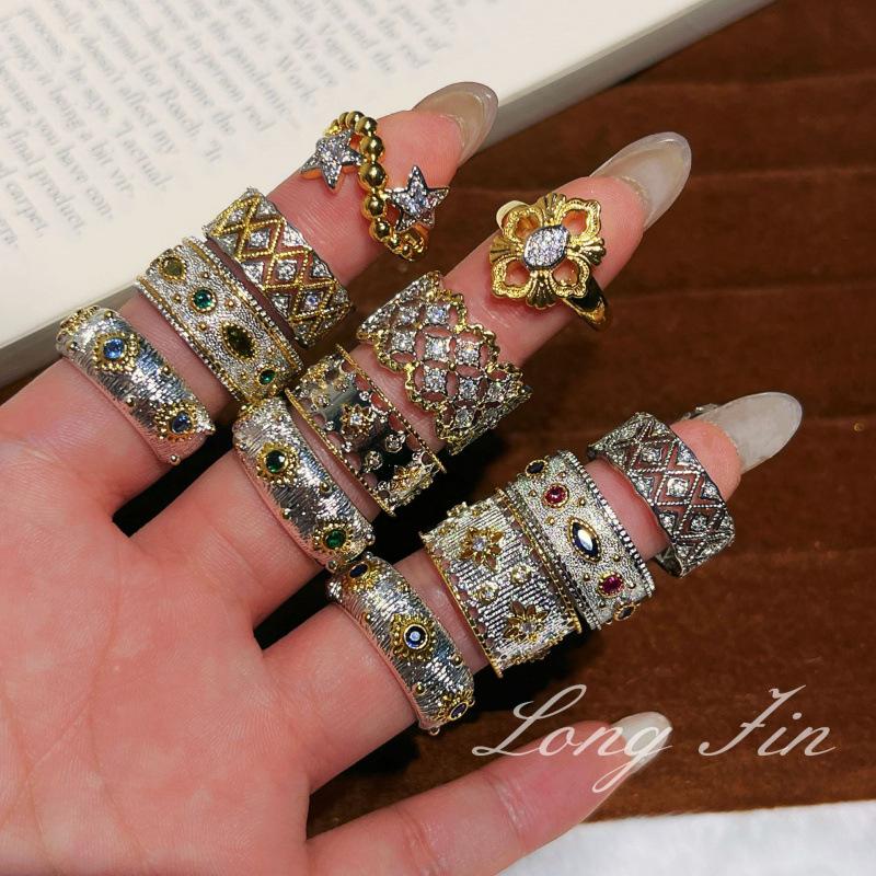 Anillo Cruz Flor Craft Cepillado Italiano Bratti Estilo Corte Retro Anillo Trébol Cuatro Hojas Diamante Femenino en Vivo