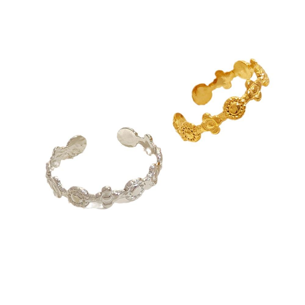 Adjustable Women's Gold Stainless Steel Open Ring – Simple, Stylish Design