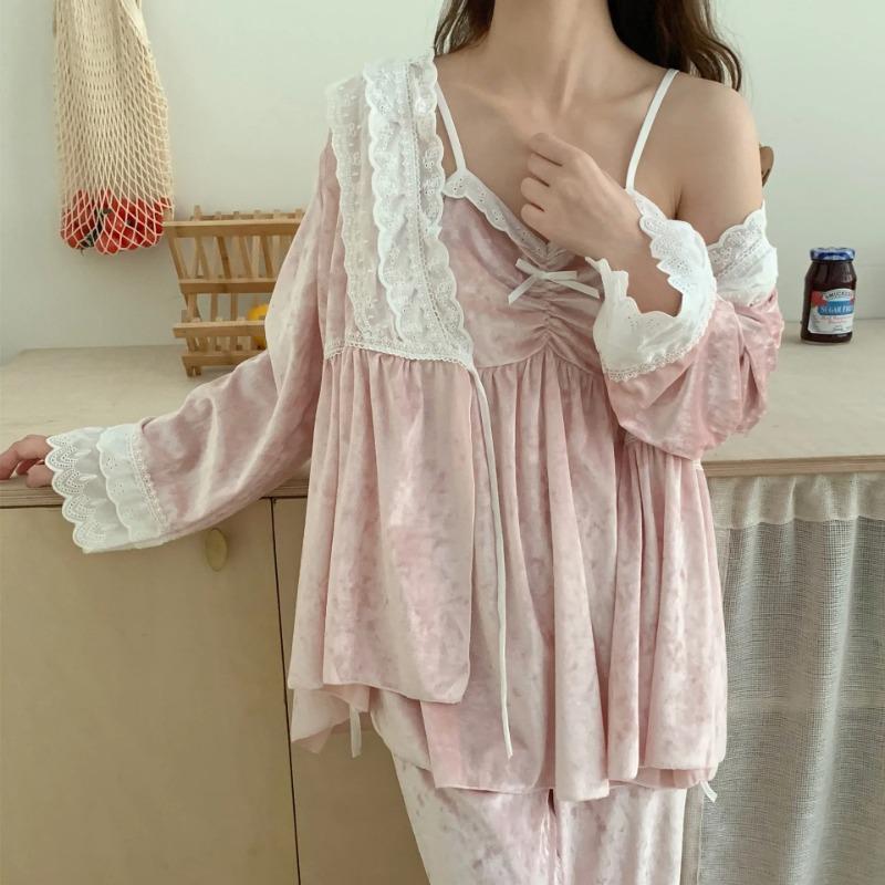 

Сексуальные брюки-камили, халат, ночная рубашка, зимняя пижама, комплект из 3 предметов, милая кружевная домашняя одежда для девочек, домашняя одежда в стиле принцессы, одежда для сна XL розовый