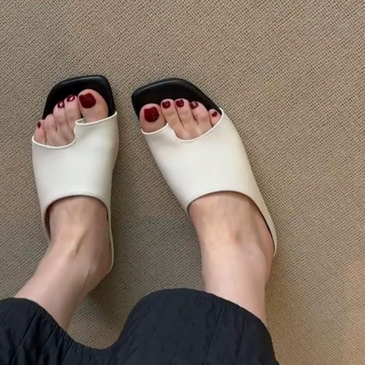 Cowhide Version~ Korean Casual Square Head Set Toe Slippers Women's Outer Wear 2025 Summer Open-toe Flat-bottomed Sandals