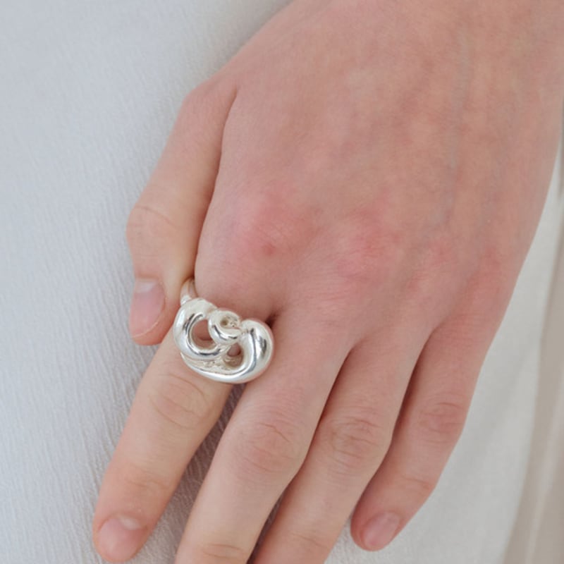 

YUNICITE FLOWING R GOLD