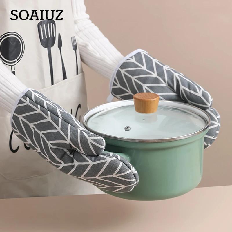 

1 Pair Heat-insulating Gloves Anti-scald Microwave Gloves High Temperature Resistance Kitchen Baking Oven Gloves Baking Tools